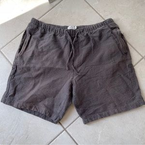 Onia pebbled shorts size medium